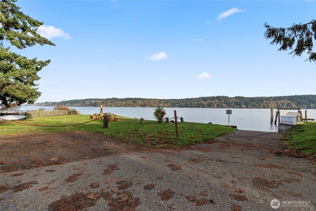 13277 Shoreline Drive SE, Olalla, WA 98359