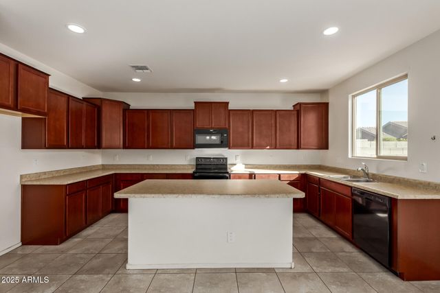 11603 W CALAVAR Road, El Mirage, AZ 85335