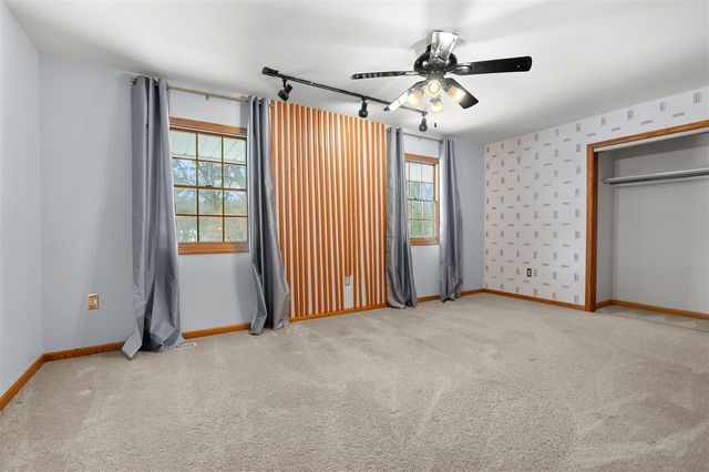 205 Wahwahtaysee Way, Battle Creek, MI 49015