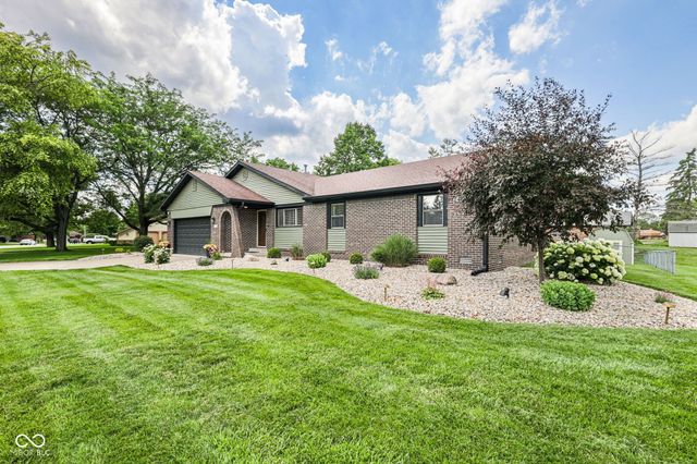 5202 Flintstone Drive, Indianapolis, IN 46237