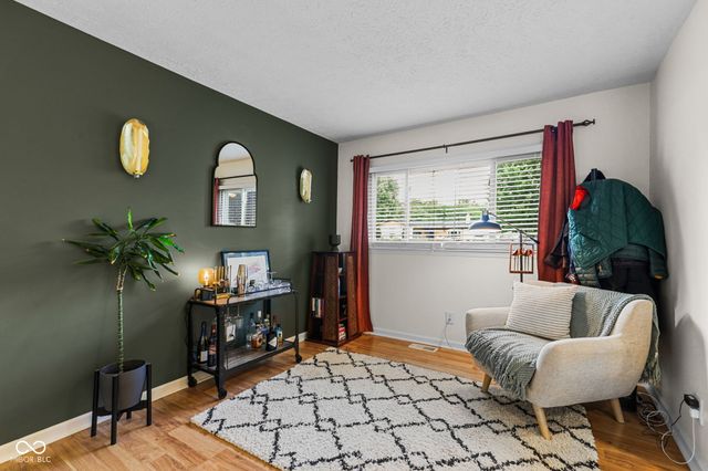 5202 Flintstone Drive, Indianapolis, IN 46237