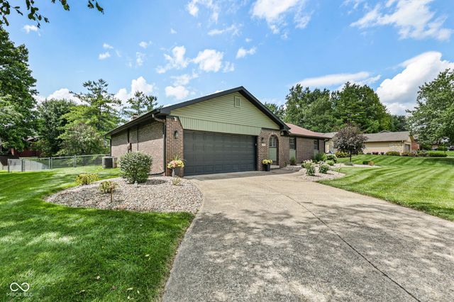 5202 Flintstone Drive, Indianapolis, IN 46237