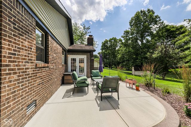 5202 Flintstone Drive, Indianapolis, IN 46237