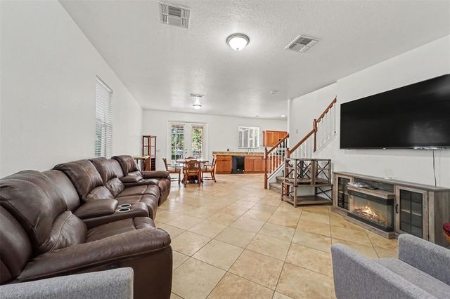 2436 SPRING HOLLOW LOOP, Wesley Chapel, FL 33544