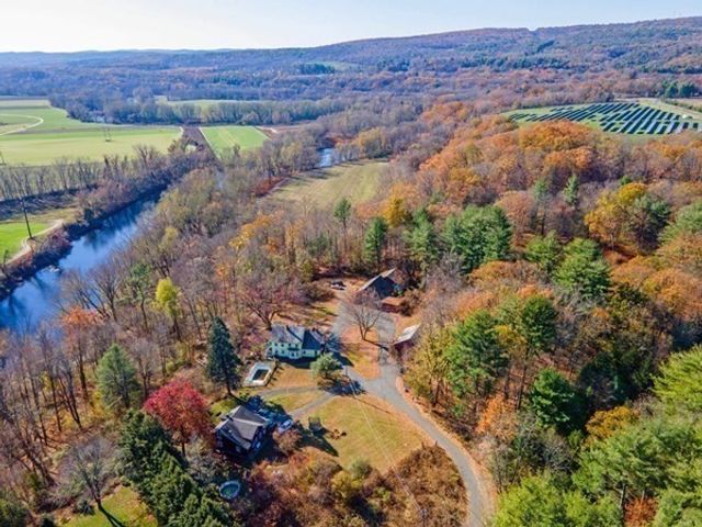 34 Colorado Ave, Greenfield, MA 01301