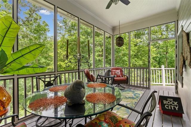 12 Somerset Lane, Cartersville, GA 30121