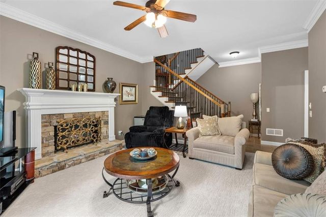 12 Somerset Lane, Cartersville, GA 30121