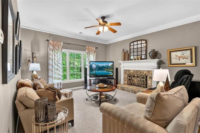 12 Somerset Lane, Cartersville, GA 30121