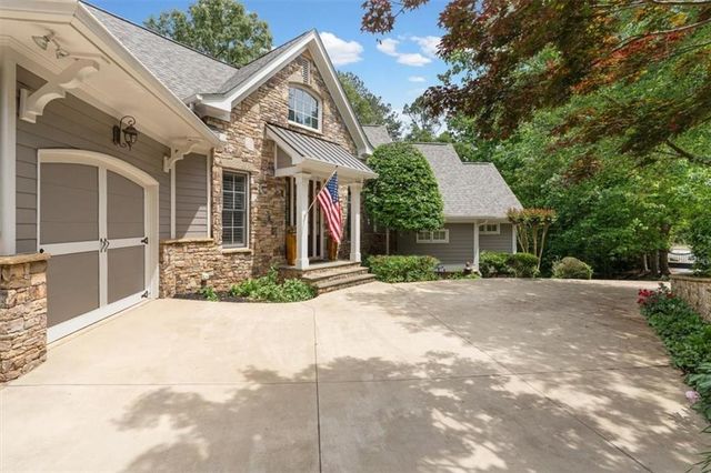 12 Somerset Lane, Cartersville, GA 30121