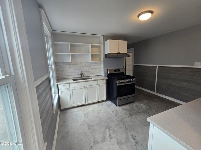 1708 Avenue A, Schenectady, NY 12308