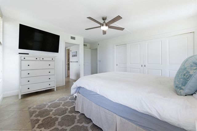 3000 NE 48th Court 406, Lighthouse Point, FL 33064
