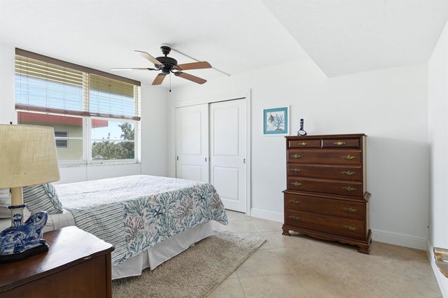 3000 NE 48th Court 406, Lighthouse Point, FL 33064