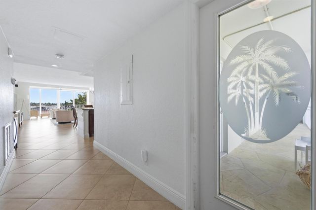 3000 NE 48th Court 406, Lighthouse Point, FL 33064