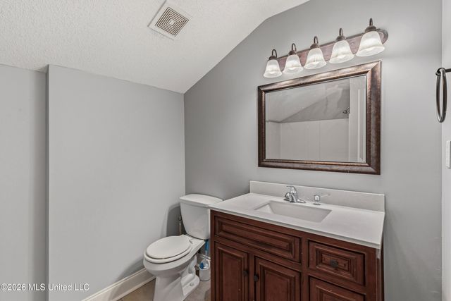 9110 Second Street, Walls, MS 38680