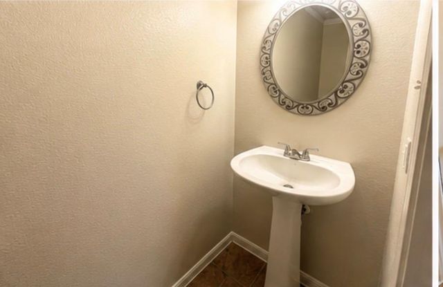 6003 Graphite DR, Killeen, TX 76542