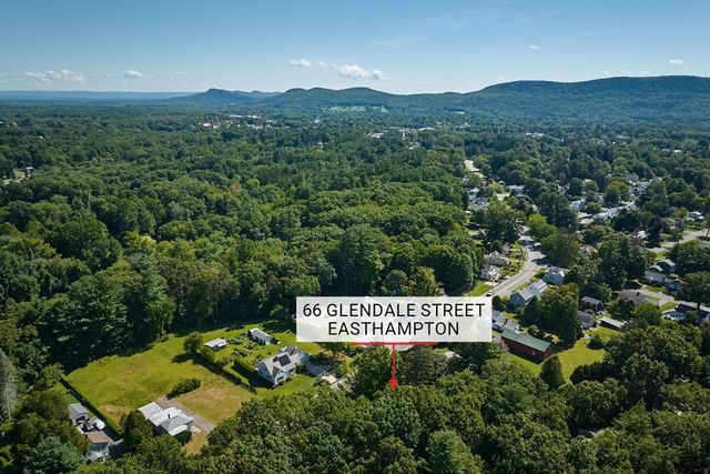66 Glendale St, Easthampton, MA 01027