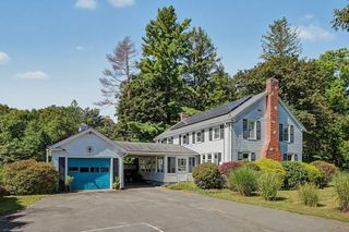 66 Glendale St, Easthampton, MA 01027