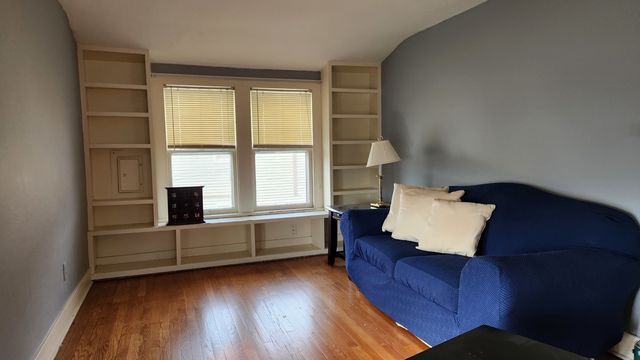 228 Church Street 1, Wauconda, IL 60084