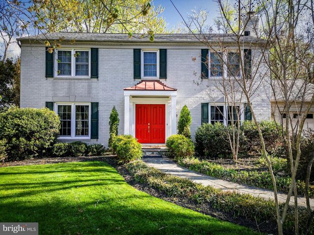 6 STARLIGHT CT, Potomac, MD 20854
