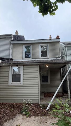 218 North Hall, Allentown City, PA 18102