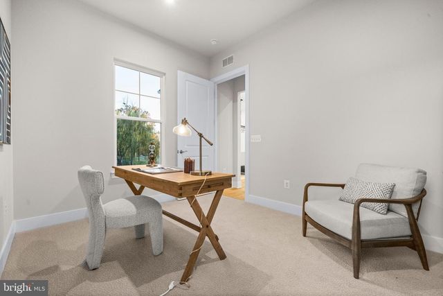 7505 MAGARITY RD, Falls Church, VA 22043