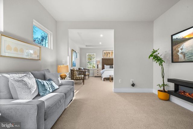 7505 MAGARITY RD, Falls Church, VA 22043