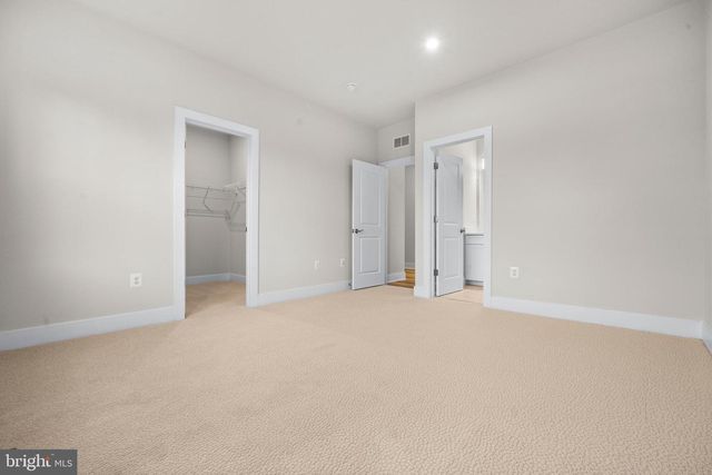 7505 MAGARITY RD, Falls Church, VA 22043