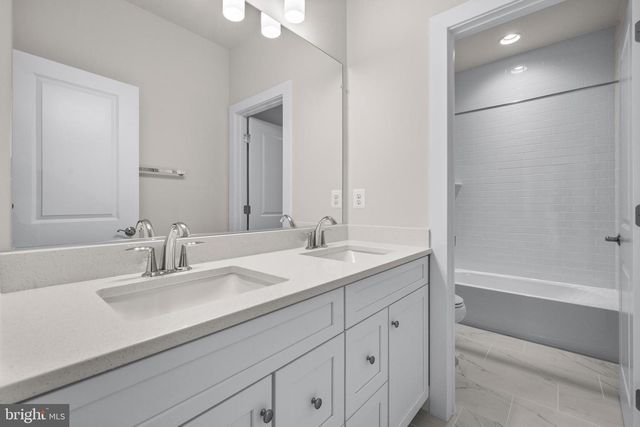 7505 MAGARITY RD, Falls Church, VA 22043