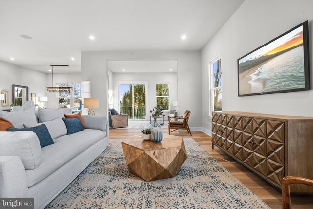 7505 MAGARITY RD, Falls Church, VA 22043