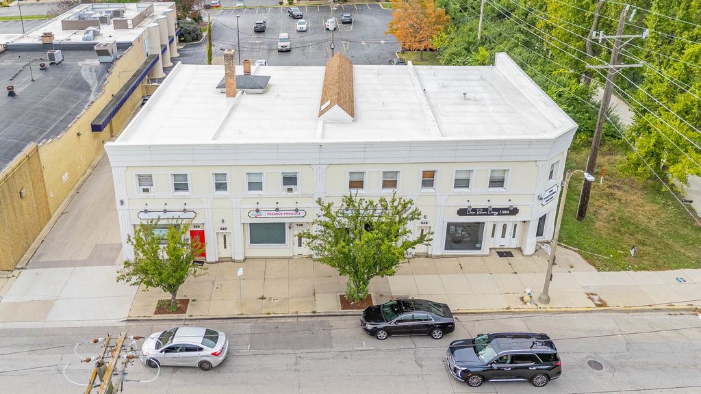 528 S York Streets, Elmhurst, IL 60126