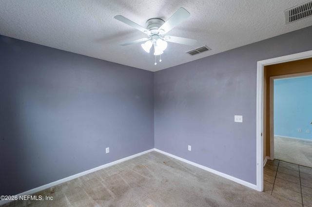 4667 PINE LAKE Drive, Middleburg, FL 32068