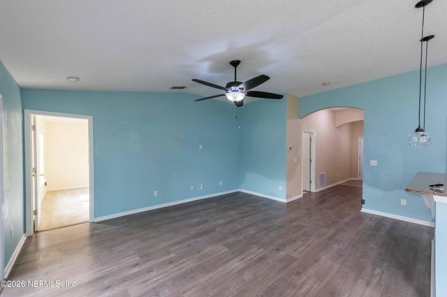 4667 PINE LAKE Drive, Middleburg, FL 32068