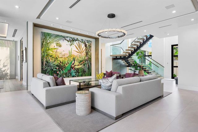 175 W Alexander Palm Road, Boca Raton, FL 33432