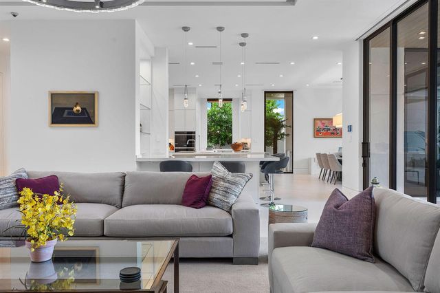 175 W Alexander Palm Road, Boca Raton, FL 33432