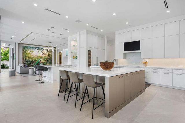 175 W Alexander Palm Road, Boca Raton, FL 33432