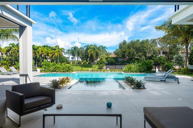175 W Alexander Palm Road, Boca Raton, FL 33432