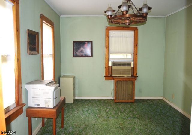 42 Fortysecond St, Readington Twp., NJ 08889