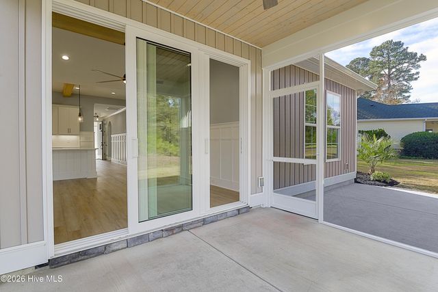 8876 Nottoway Avenue NW, Calabash, NC 28467