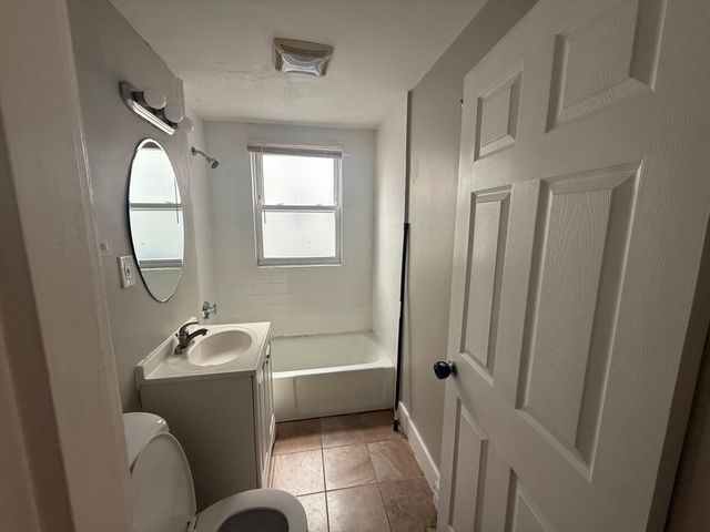 139 Lawton Ave 2, Lynn, MA 01902