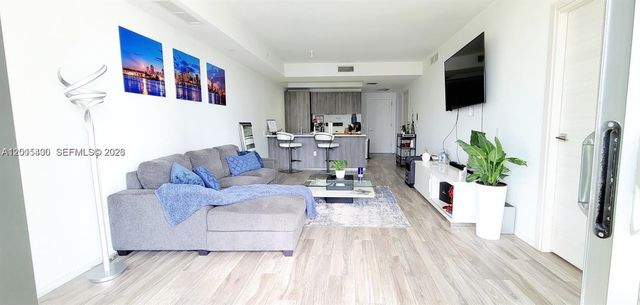 801 S Miami Ave 3402, Miami, FL 33130