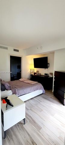 801 S Miami Ave 3402, Miami, FL 33130