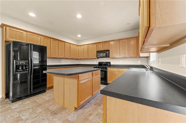 5351 Heyward Place SW, Atlanta, GA 30349
