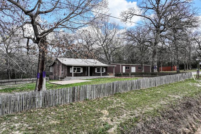 326 Thomas Lane, Trinity, TX 75862