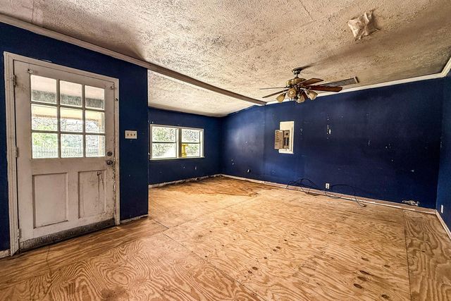 326 Thomas Lane, Trinity, TX 75862