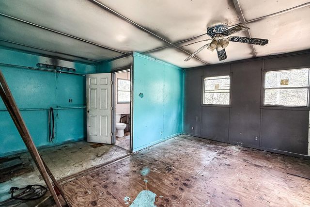 326 Thomas Lane, Trinity, TX 75862