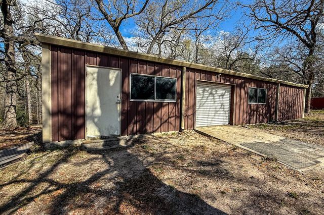 326 Thomas Lane, Trinity, TX 75862