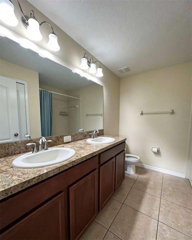 8505 BROKEN WILLOW COURT, Tampa, FL 33647