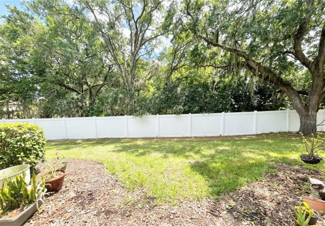 8505 BROKEN WILLOW COURT, Tampa, FL 33647