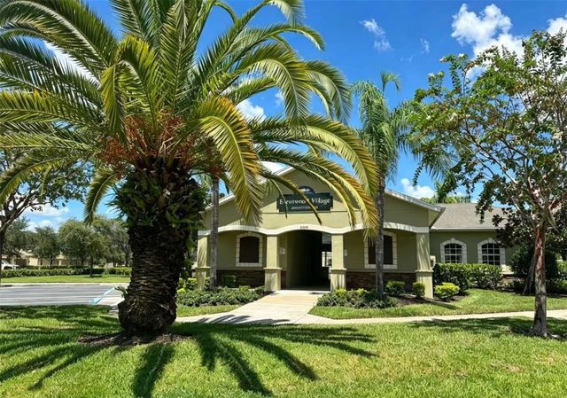 8505 BROKEN WILLOW COURT, Tampa, FL 33647
