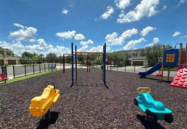 8505 BROKEN WILLOW COURT, Tampa, FL 33647